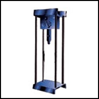 Load Frame Capacity 5000KG. (Hand Operated)