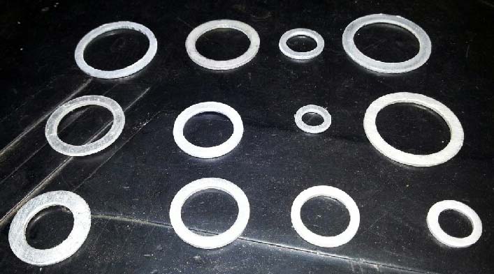 Round Polished Aluminium Washers, for Fittings, Automotive Industry, Size : 30-45mm, 15-30mm, 0-15mm
