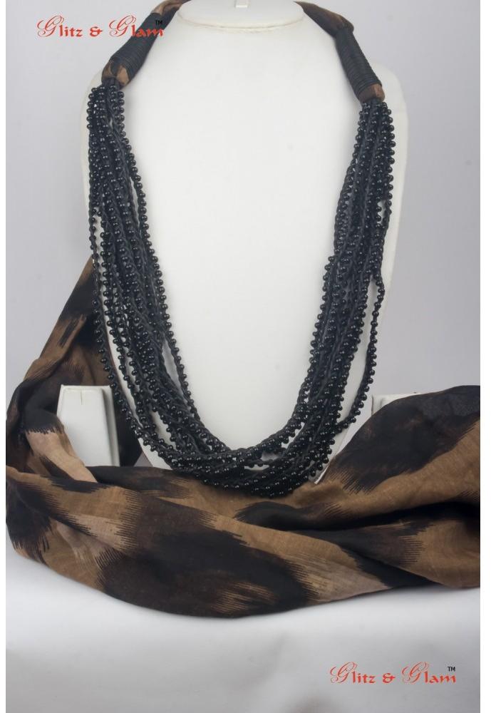 Fashion Jewelled Scarf - Pearls woven with a thin cord