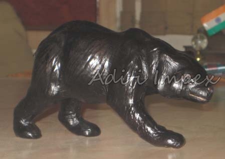 Polished Metal Handicraft Leather Bear Sculpture, for Garden, Gifting, Home, Office, Style : Antique