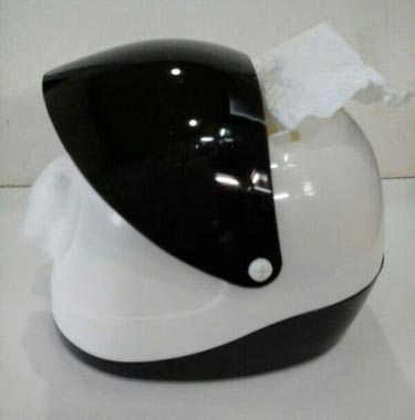 Plastic Helmet Shaped Tissue Dispenser, Automatic Grade : Manual