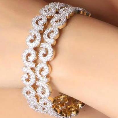 Details more than 85 diamond bracelet dubai super hot
