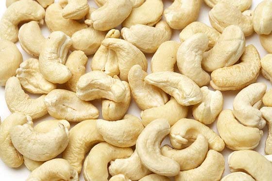 Curve Raw Organic Cashew Kernels, for Food, Snacks, Sweets, Packaging Type : Pp Bag, Sachet Bag