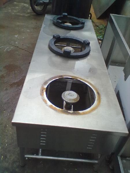 Three burner bulk range