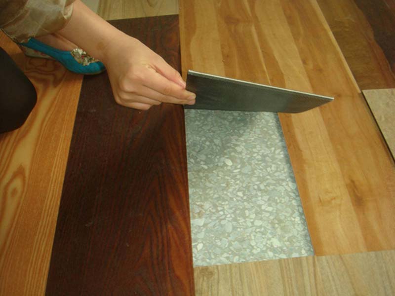 Polished PVC Vinyl Floorings, Feature : Accurate Dimension, High Strength, Quality Tested