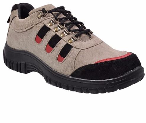 Creamy Leather safety shoes, for Constructional, Industrial Pupose, Feature : Durable