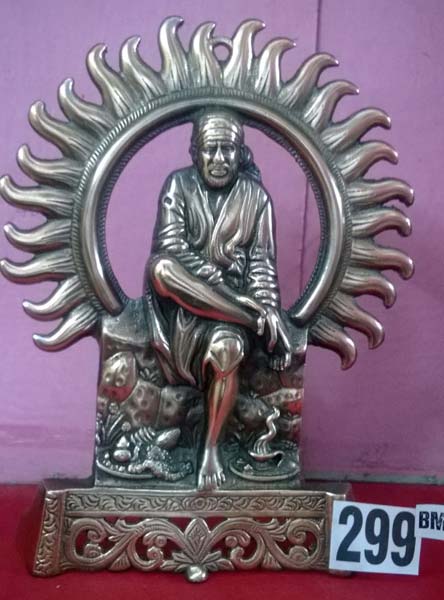 Plain gunmetal sai baba statue, Packaging Type : Carton Box, Thermocol Box