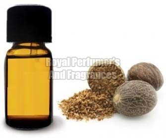 Nutmeg Oil, Form : Liquid