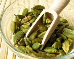 green cardamom