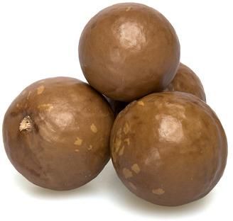 macadamia nuts price