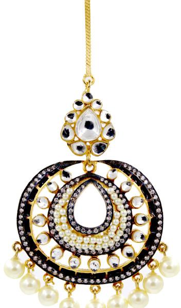 Beautiful Kundan Pearls Polki Maang Tikka