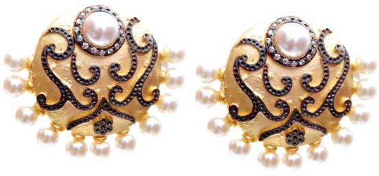 Golden Earrings with Pearls 899