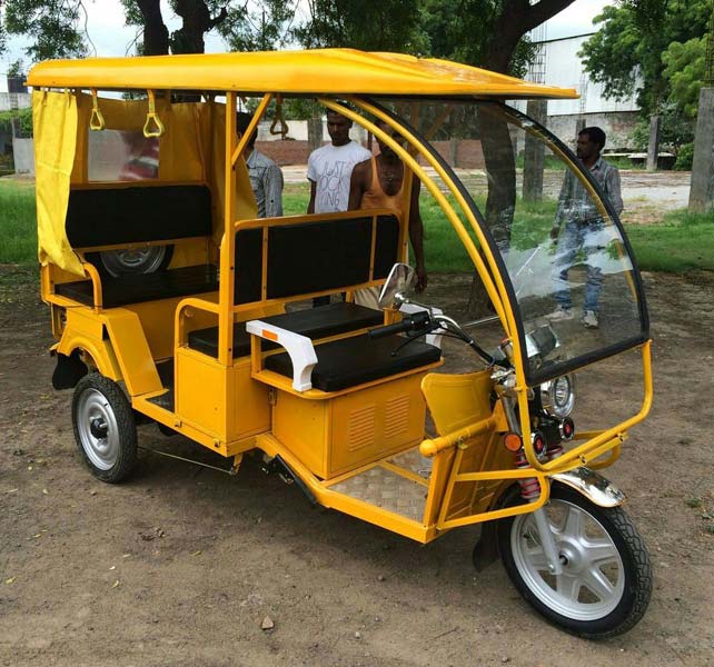E-rath Passenger E Rickshaw, for passanger, Power : electric