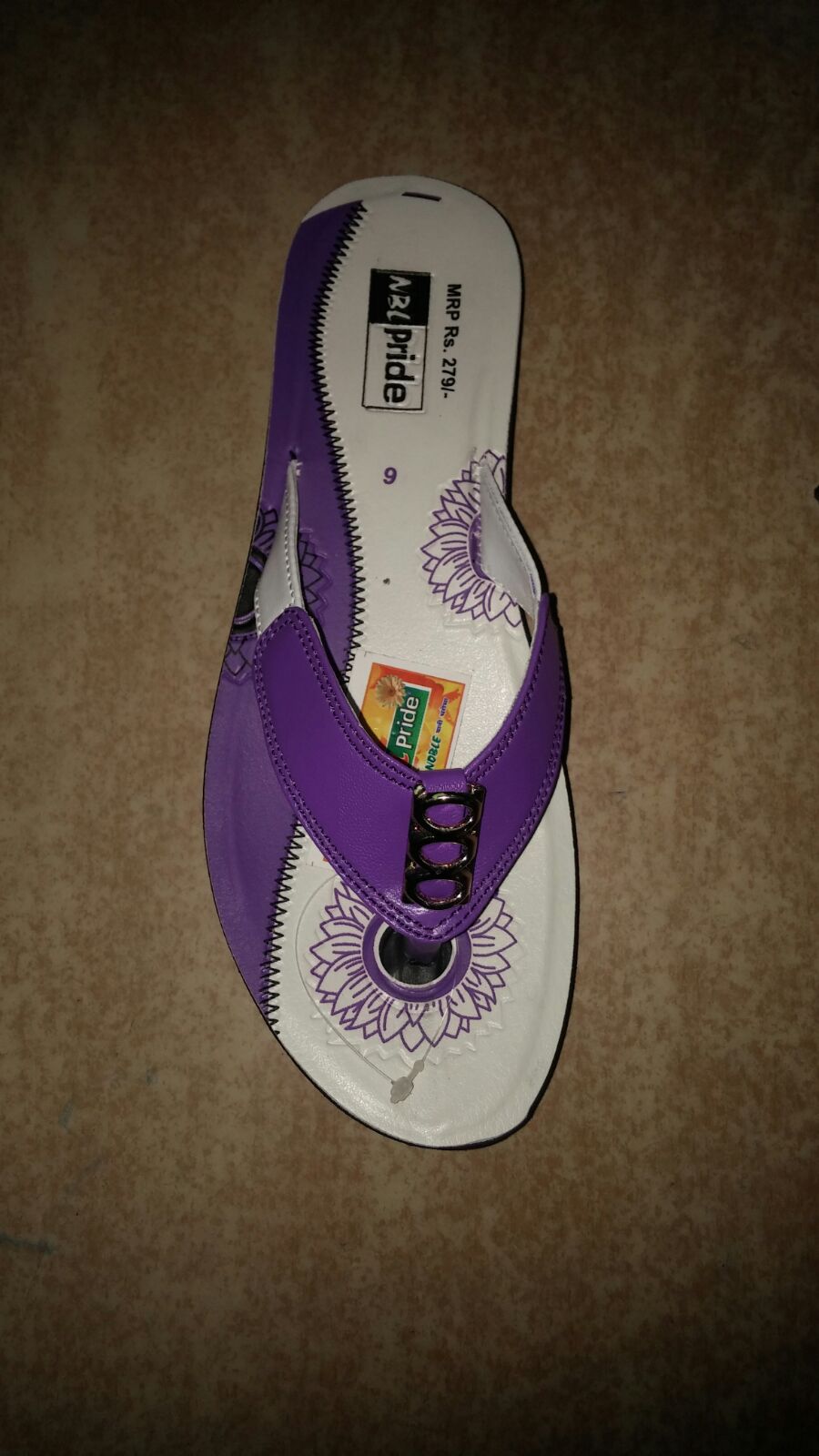 ladies pu chappal