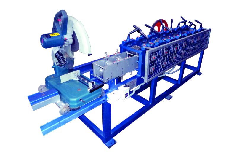 Manual Roll Forming Shutter Machine, Specialities : Rust Proof, Durable