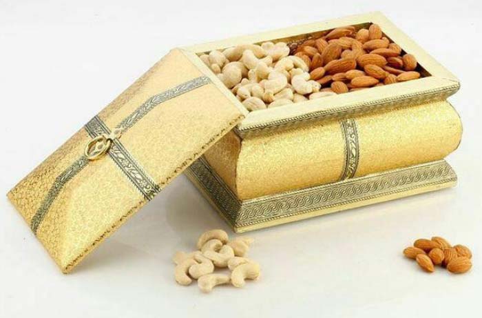 Wood Chocolate Box, for Christmas Gift, Business gift, Feature : Long durability, Attractive look