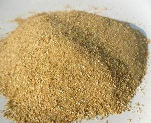 Rice bran, Grade : For cattle feed
