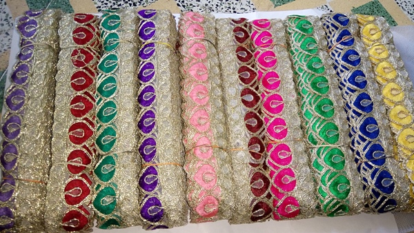 Tissue Embroidered Laces, for Saree, Suits, Feature : Looks Gorgeus