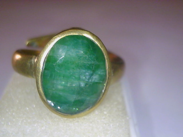 Emerald ring