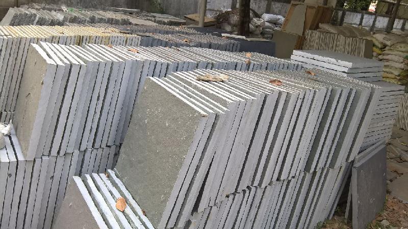 4 SIDE CUTTING MATERIAL gray/blue stone, Stone Form : SHAHABAD