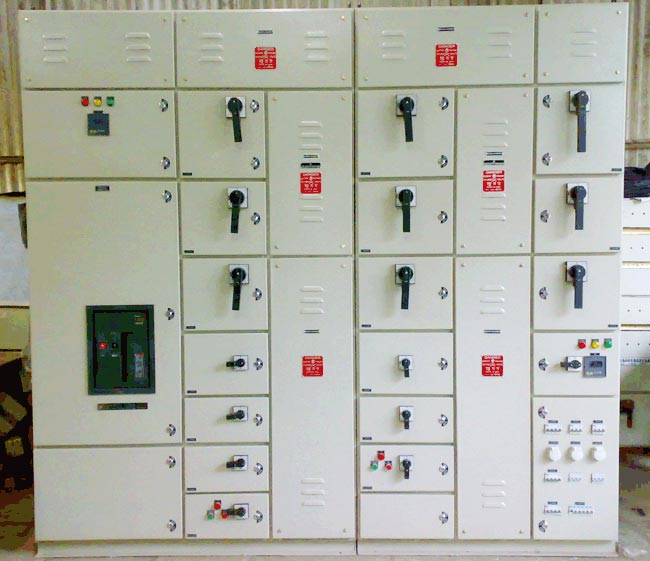 Power Distribution Panels, for Industrial Use, Certification : ISI Certified