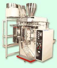 Zipper Inner, Outer & Side Gagged Pouch Machine