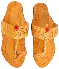 kolhapuri chappal near me