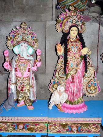 Ganesh Idol, Lakshmi Idol