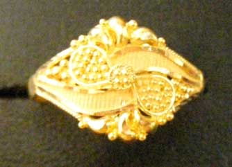 Gold Ring LR160