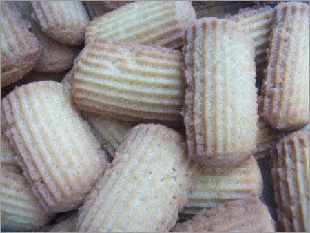 Crunchy Shahi Khajoor Cookies, for Direct Consuming, Eating, Home Use, Certification : FSSAI Certified
