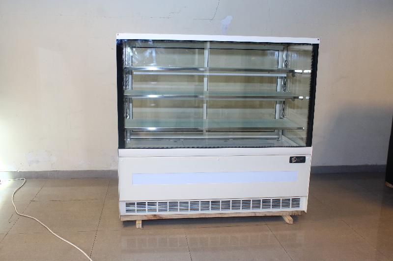 Pastry Cabinet Cooler - Flat Glass