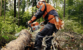 Semi Automatic Petrol Chainsaw, Feature : High Strength