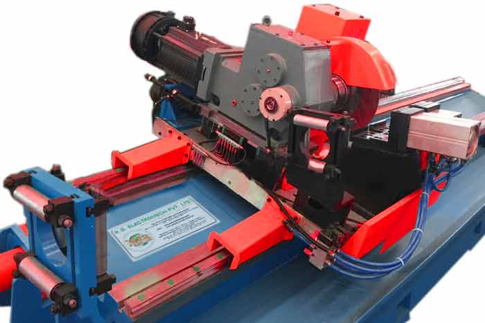 Flying Cold Saw Machine