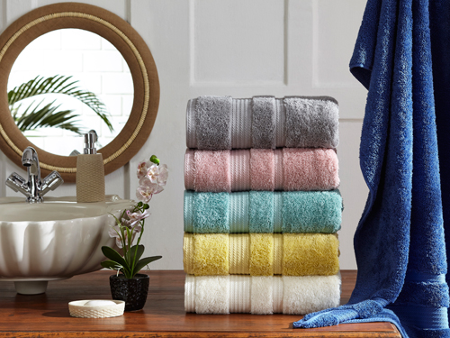 Printed Border Bath Towels