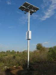 Solar mast light