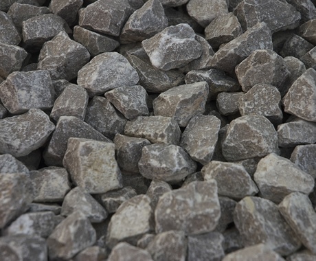 Dotted Polished 40 mm Aggregate Stones, Feature : Crack Resistance, Fine Finished, Optimum Strength