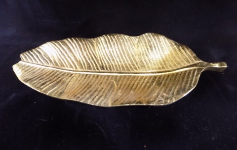 Brass Banana Leaf Tray, Color : Golden