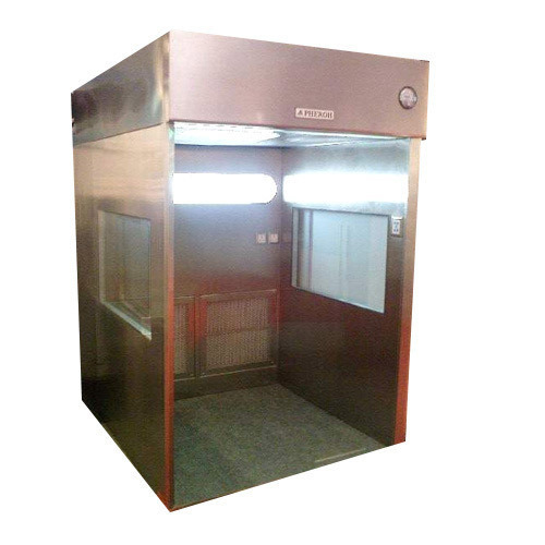 Powder Dispensing Booth