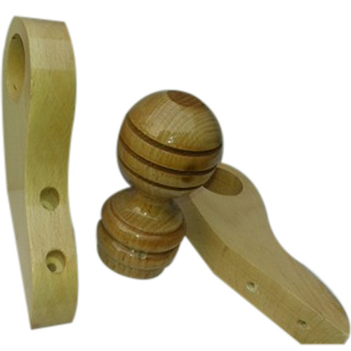 Designer Wooden Bracket Set