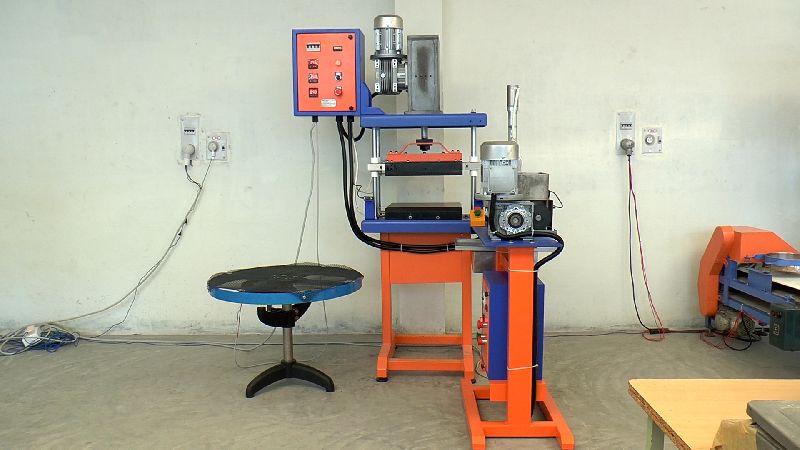 FULLY AUTOMATIC UNCOOKED/READY TO COOK CHAPPATHI MAKING MACHINE