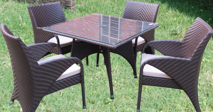 MANCHESTER SQUARE OUTDOOR DINING SET