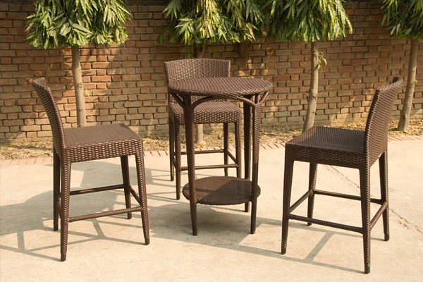 wicker outdoor bar stools set