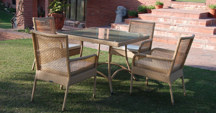 TOSCANA SQUARE OUTDOOR DINING SET