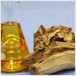 SANDALWOOD ESSENTIAL OIL (India, Mysore)