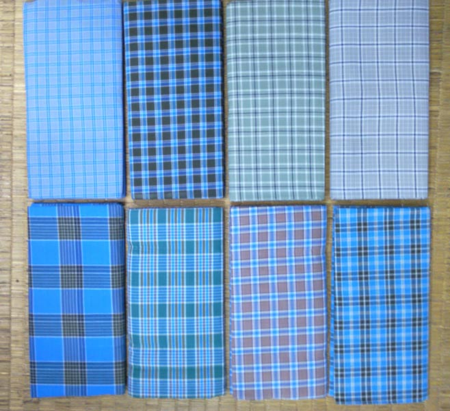 Checks/ lining/plain Polyester Lungi, Size : 2 mtr/2.25 mtr/2.50mtr