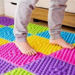 Acupressure Magnetic Pyramid Foot Mat Wholesale Suppliers In