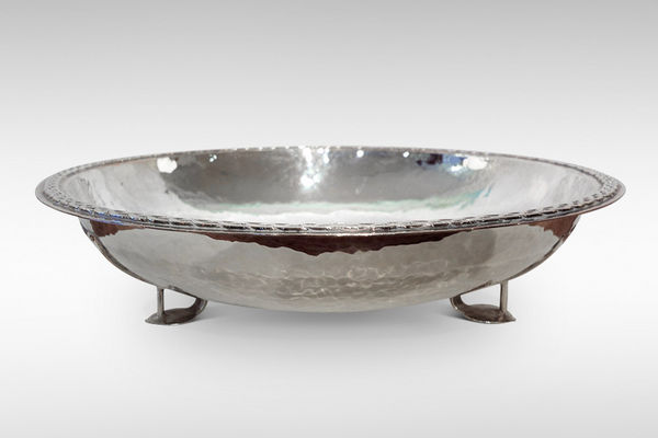 Round Polished Silver Inlay Urli, Feature : Durable