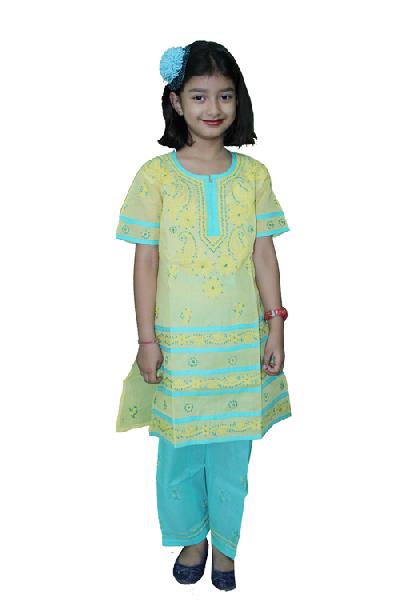 Girls Lucknowi Salwar Suits, Feature : Breathable, Elegant Design