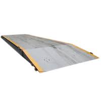 Metal Mobile Weighbridge, for Loading Heavy Vehicles, Feature : Accurate Result, Durable