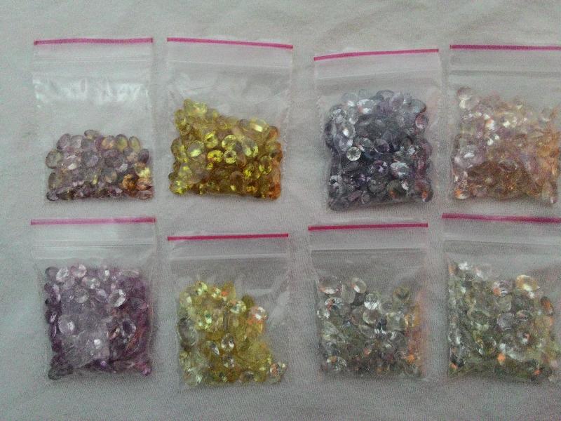 Ceylon sapphire gemstones